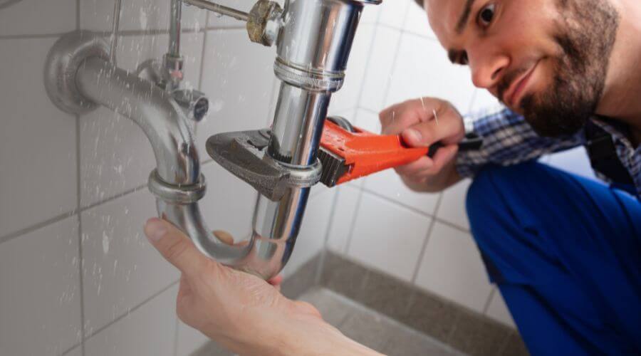 Professional same day plumber services in Roodhouse, IL